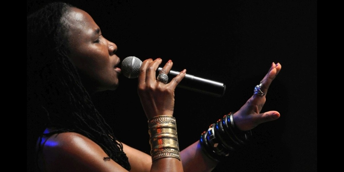 Mingas at CCFM, Maputo, September 6, 2011  (photo by ps)