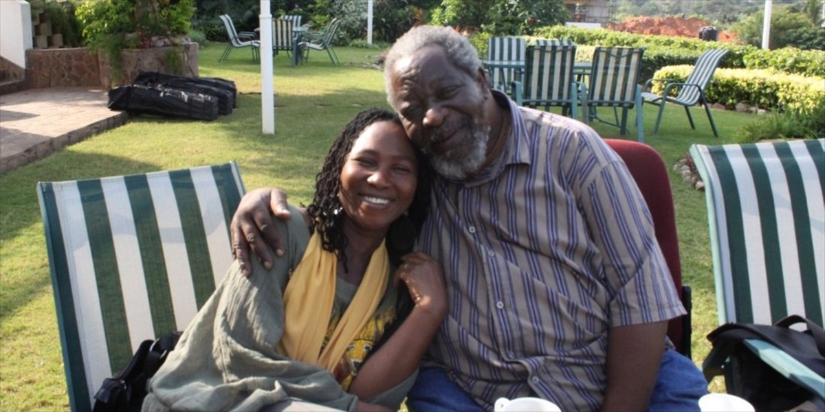 Mingas with Malangatana in Maputo, May, 2010 (photo by Sónia Sultuane)