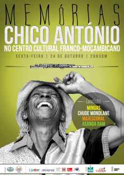 With Chico Antonio in his show 'Memorias' at Centro Cultural Franco-Moçambicano, Maputo, October 23, 2014